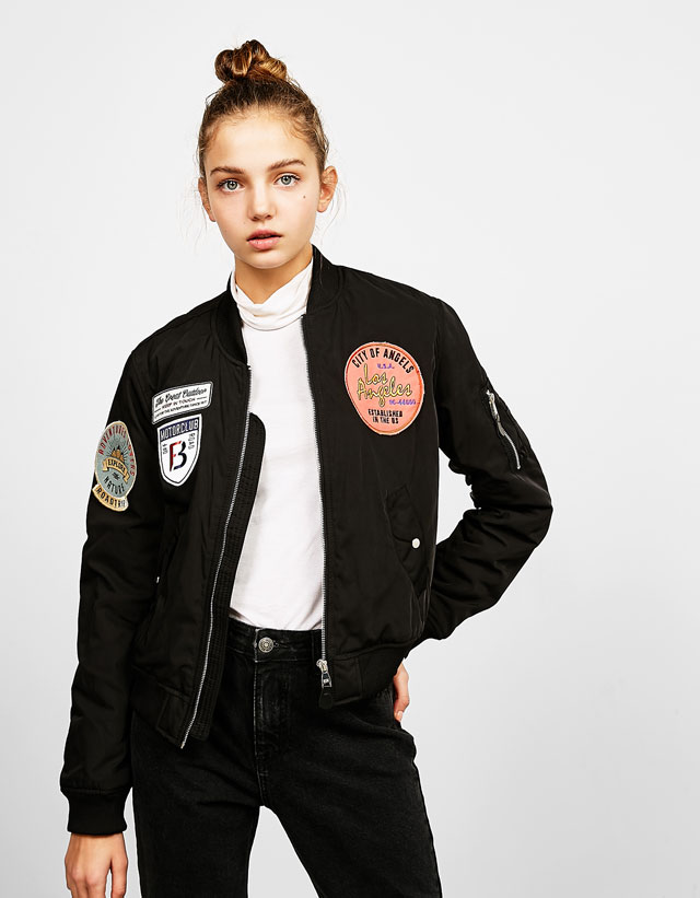http://www.bershka.com/fr/femme/new-collection/manteaux-et-blousons/blouson-bomber-avec-patchs-bsk-c1010052079p100469514.html?colorId=800#/