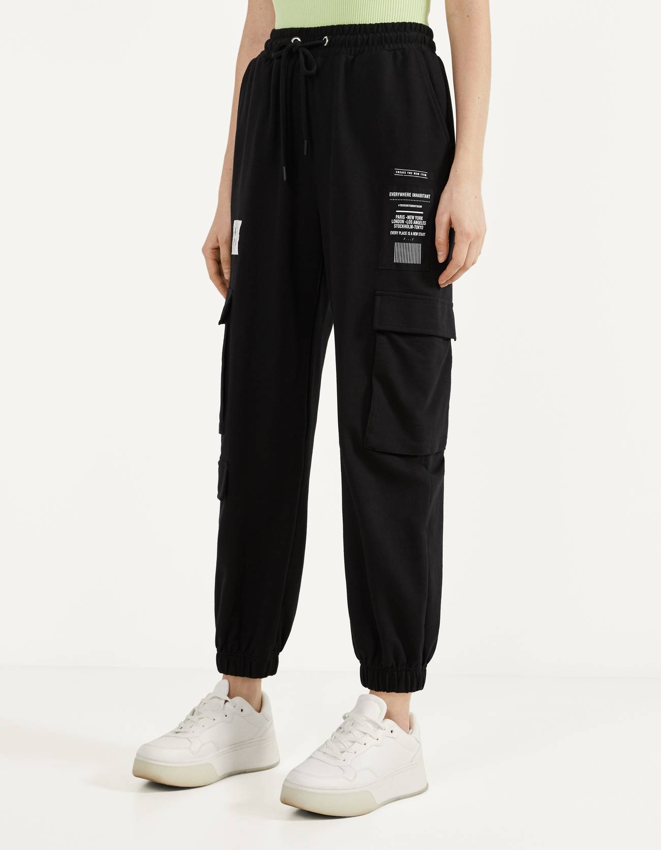 BestPriceOk - Bershka Pantalón jogger cargo de felpa Mujer L Negro