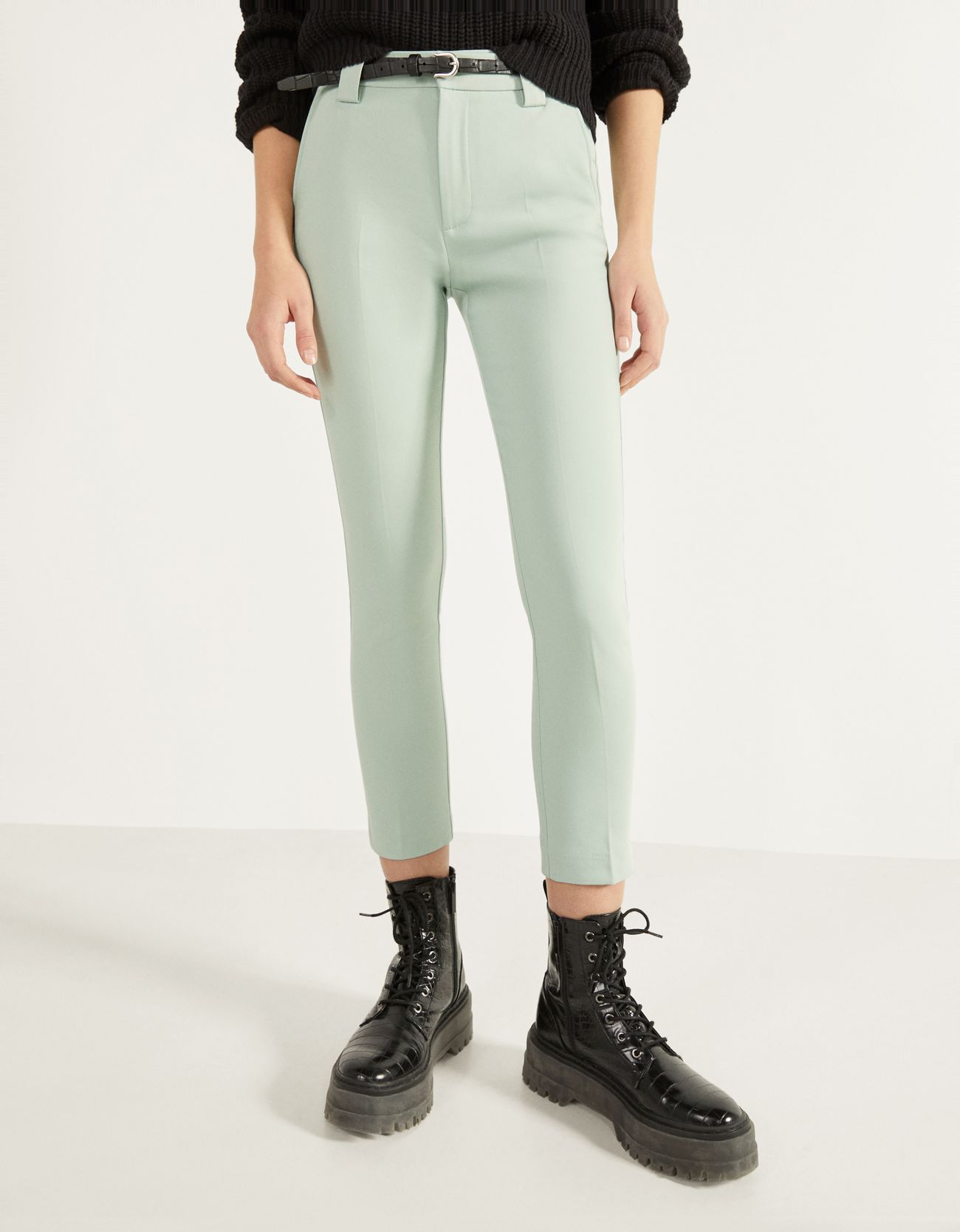 BestPriceOk - Bershka Pantalón chino con cinturón Mujer 44 Verde