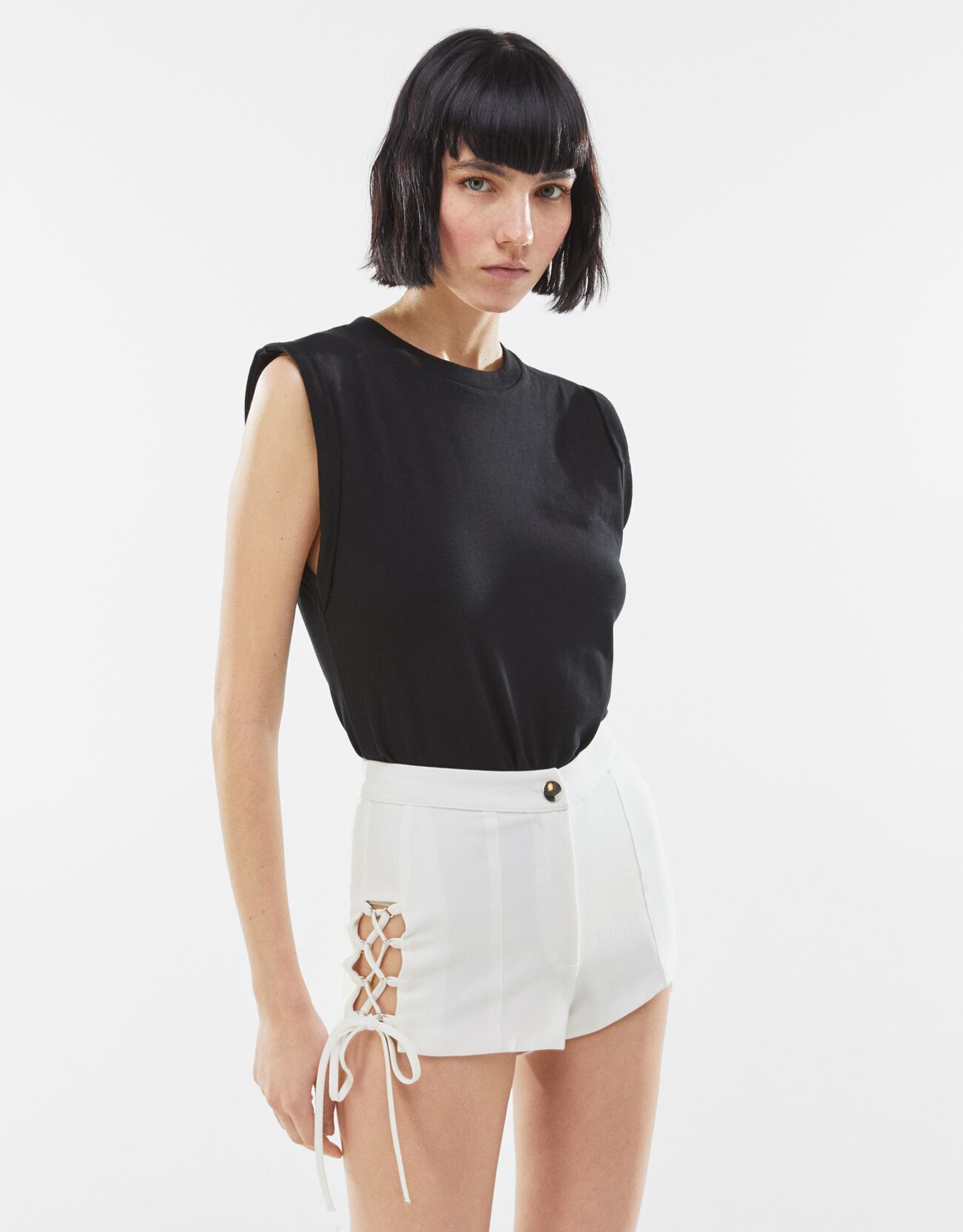 Bershka Short Tailoring Lacets Côtés Femme S Blanc