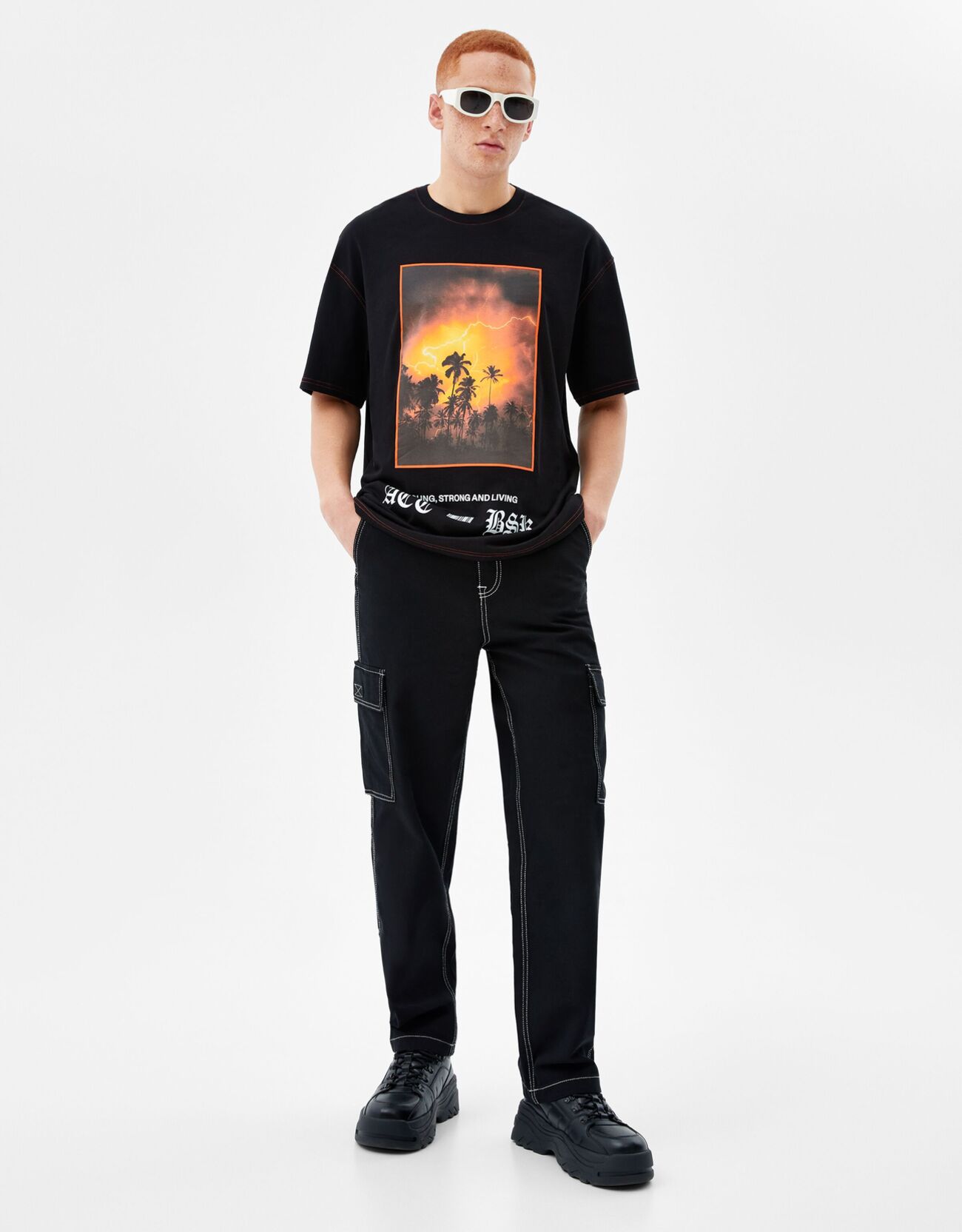 Bershka T-Shirt Boxy Manches Courtes Imprimé Homme S Noir