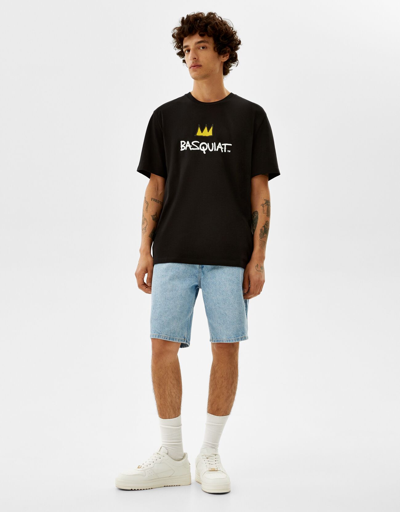 Bershka Regular Fit T-Shirt Met Print En Korte Mouw Jean-Michel Basquiat Heren M Zwart