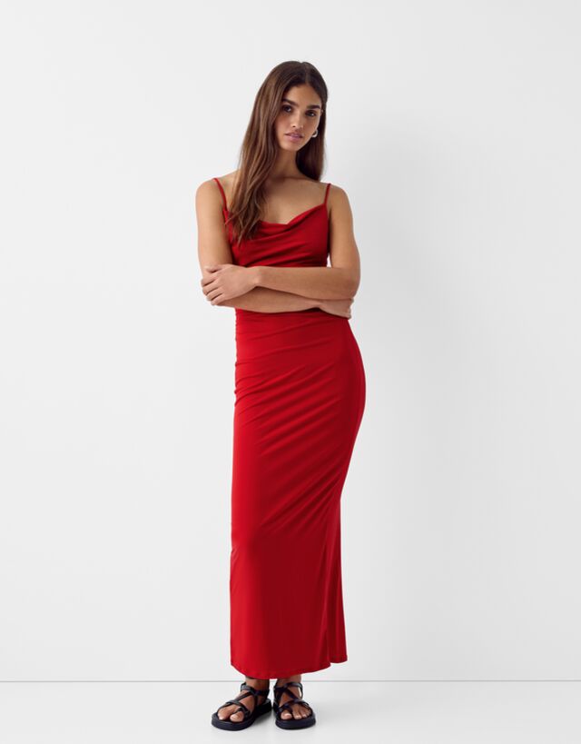 Bershka Długa Sukienka Na Ramiączkach Z Drapowaniem Kobieta S Czerwony