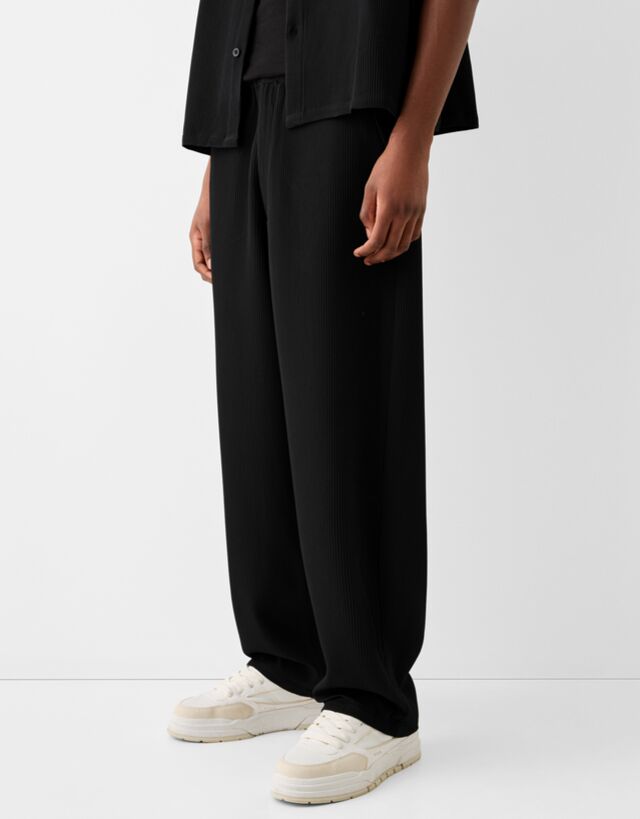 Bershka Pantaloni Wide Leg Plissettati Uomo Xs Nero