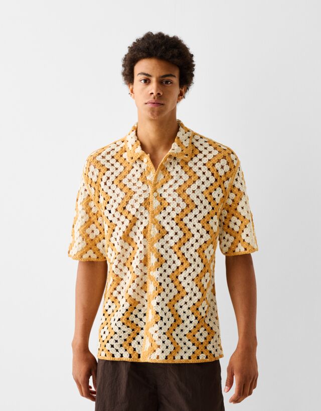 Bershka Camisa Manga Corta Crochet Geométrico Hombre M Amarillo