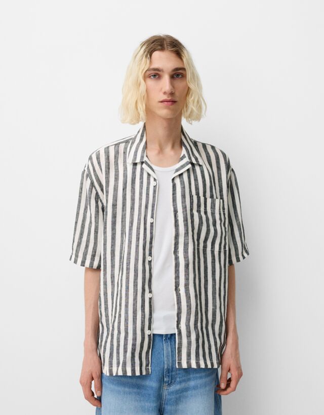 Bershka Camisa Manga Corta Con Lino Hombre L Crudo