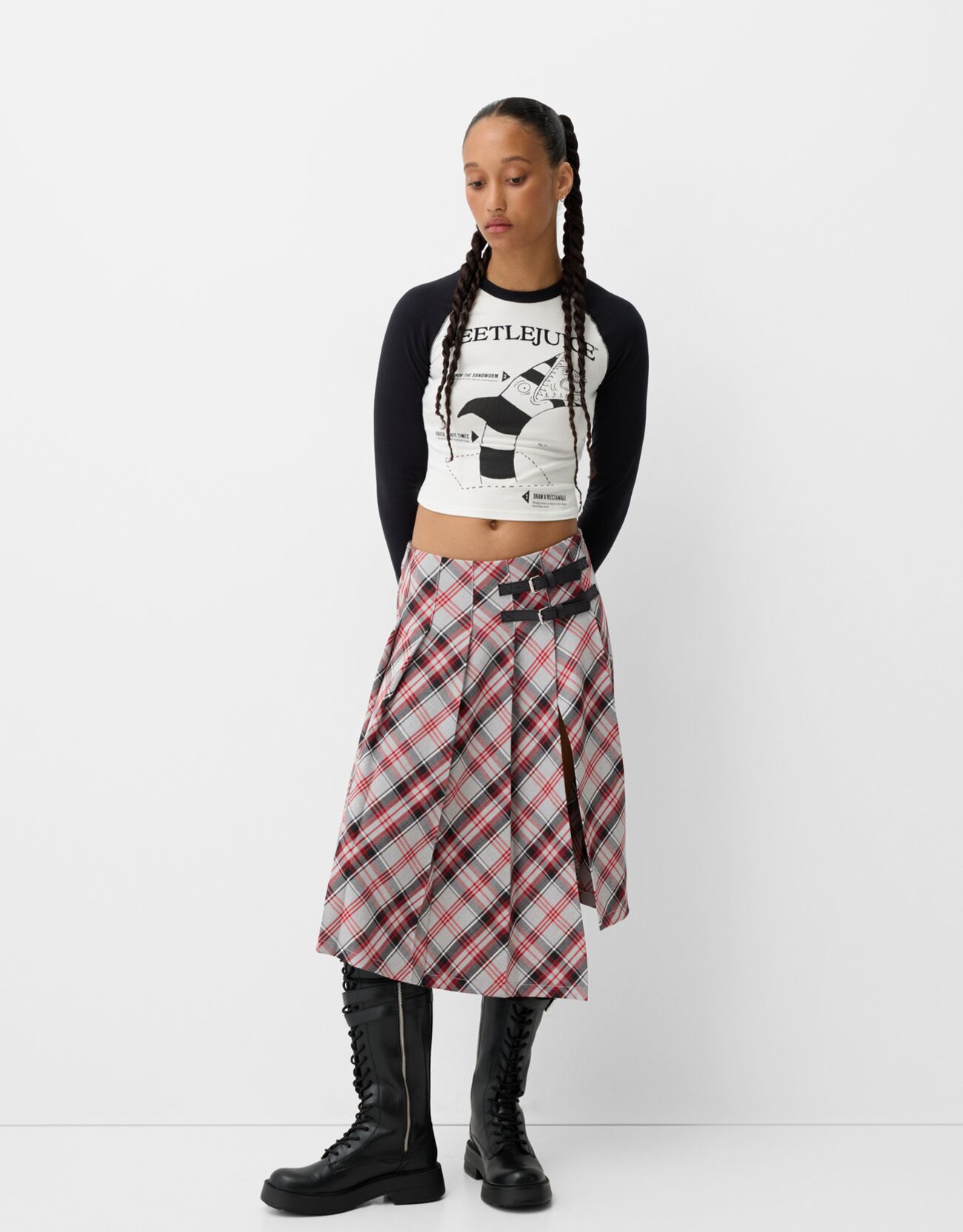 Telier Falda Beershka X Beetlejuice Midi Cuadros de Bershka