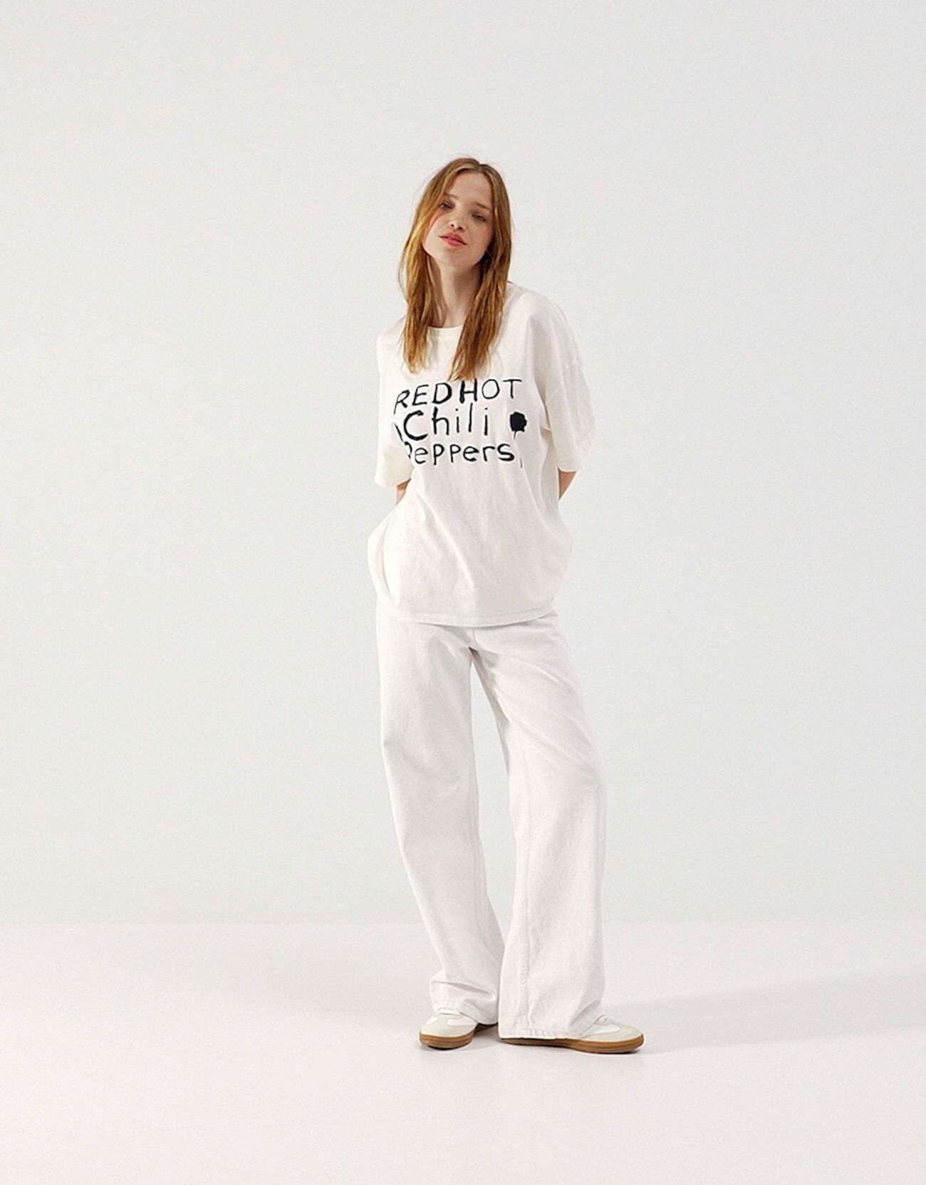 Camiseta red hot chili peppers bershka 2025