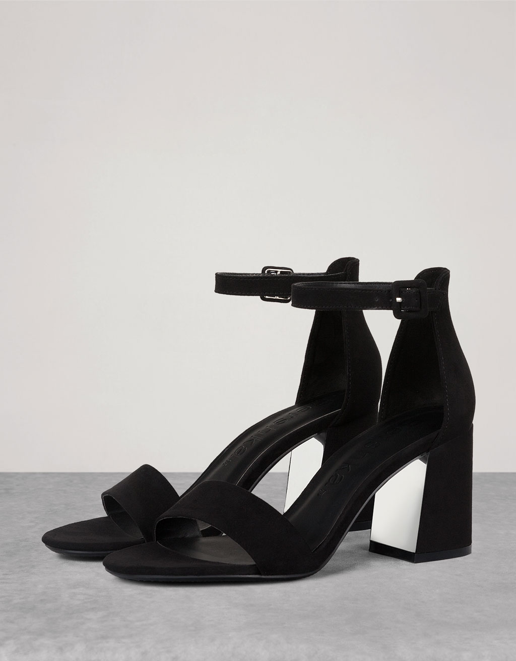 escarpin noir bershka
