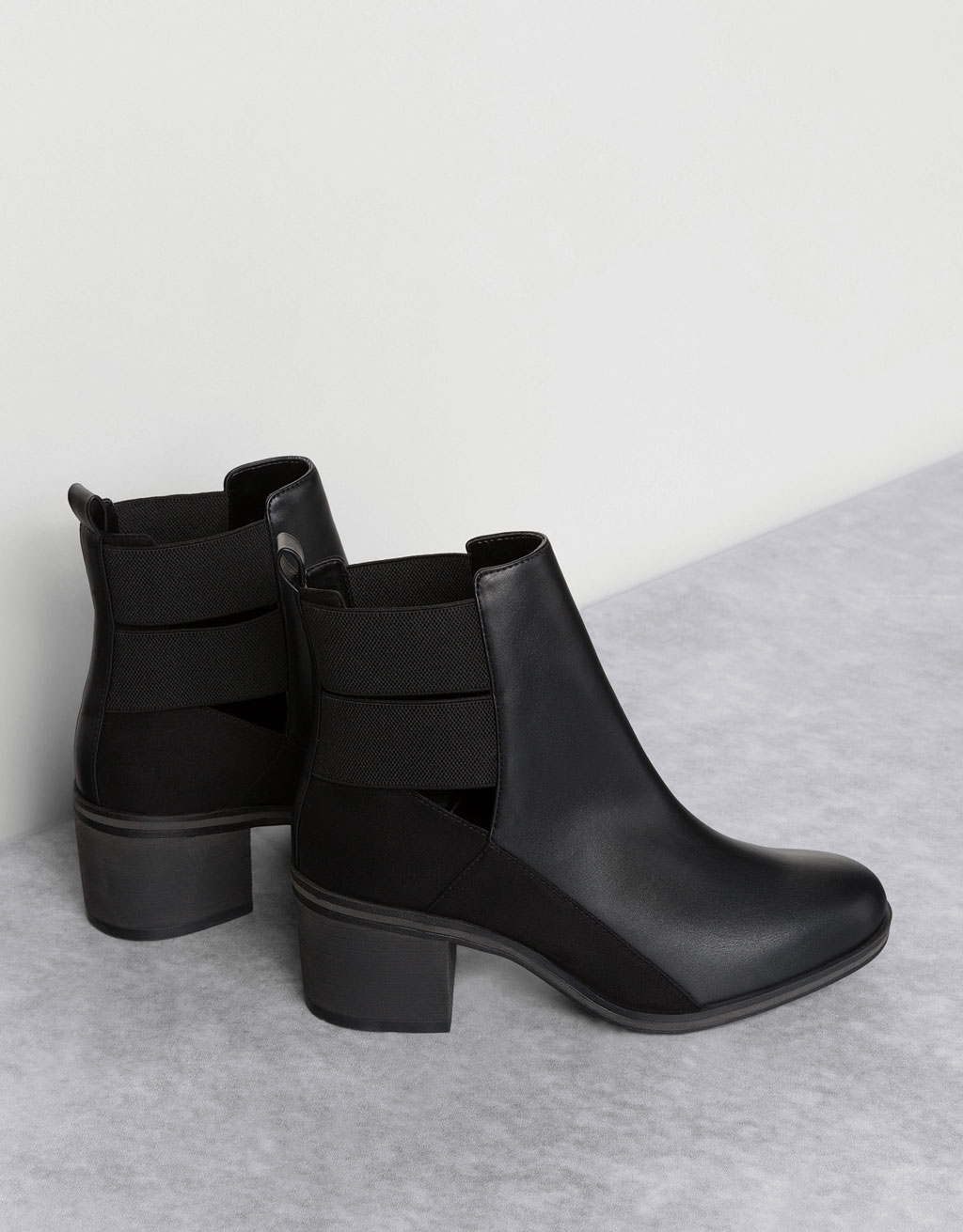 bottines blanches bershka