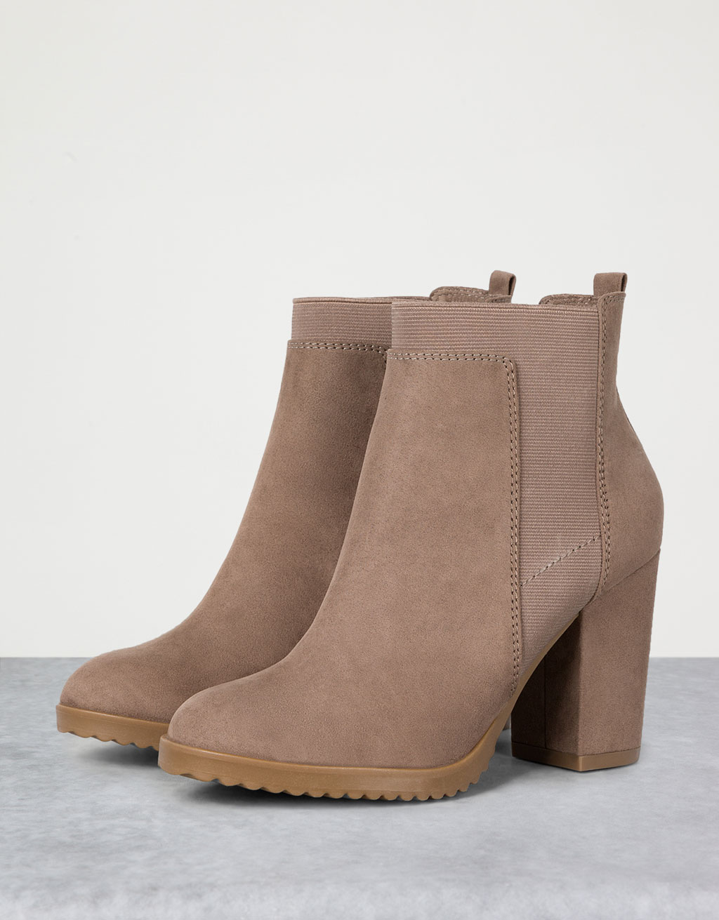 bershka lace up heeled boot in white