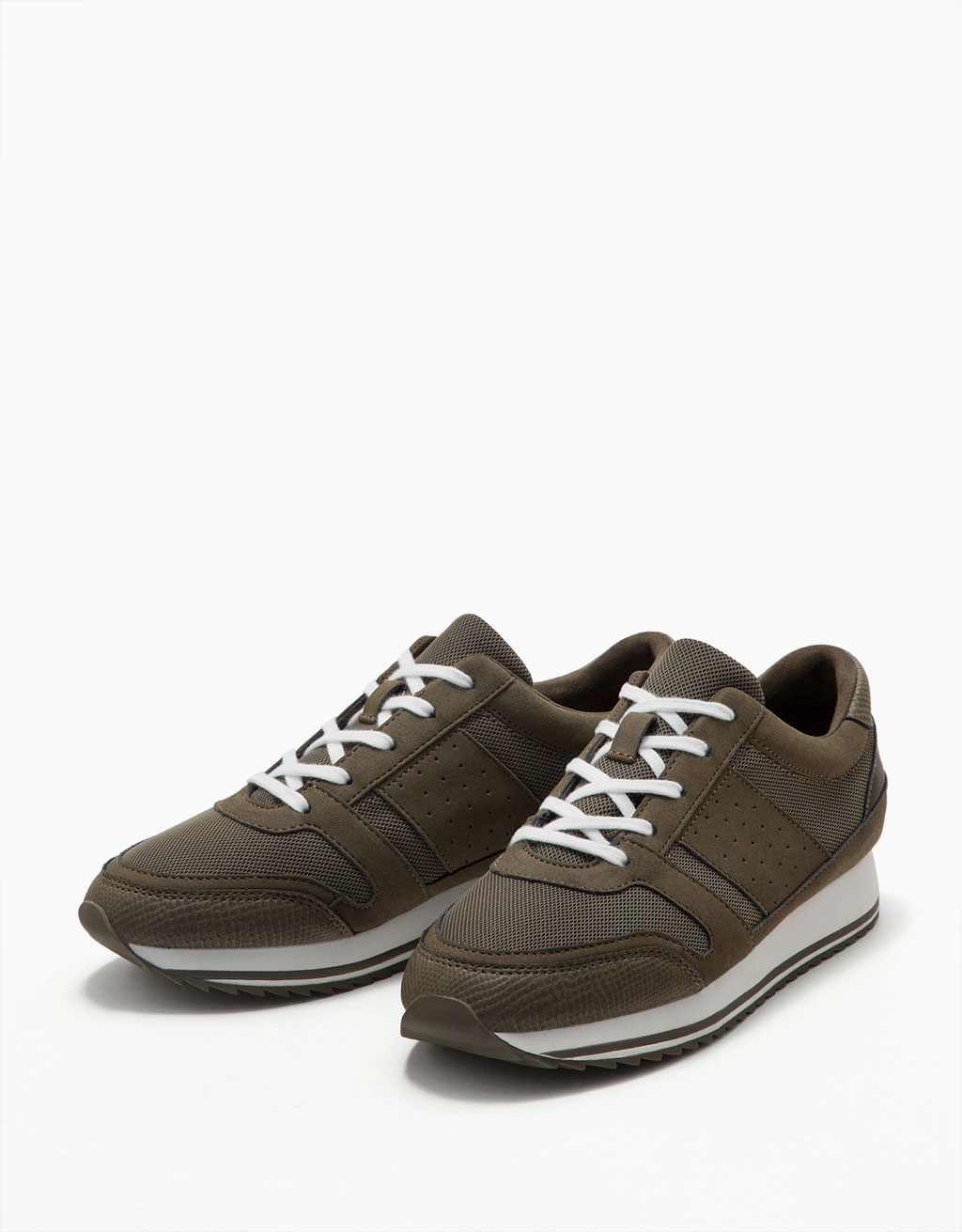 chaussure bershka