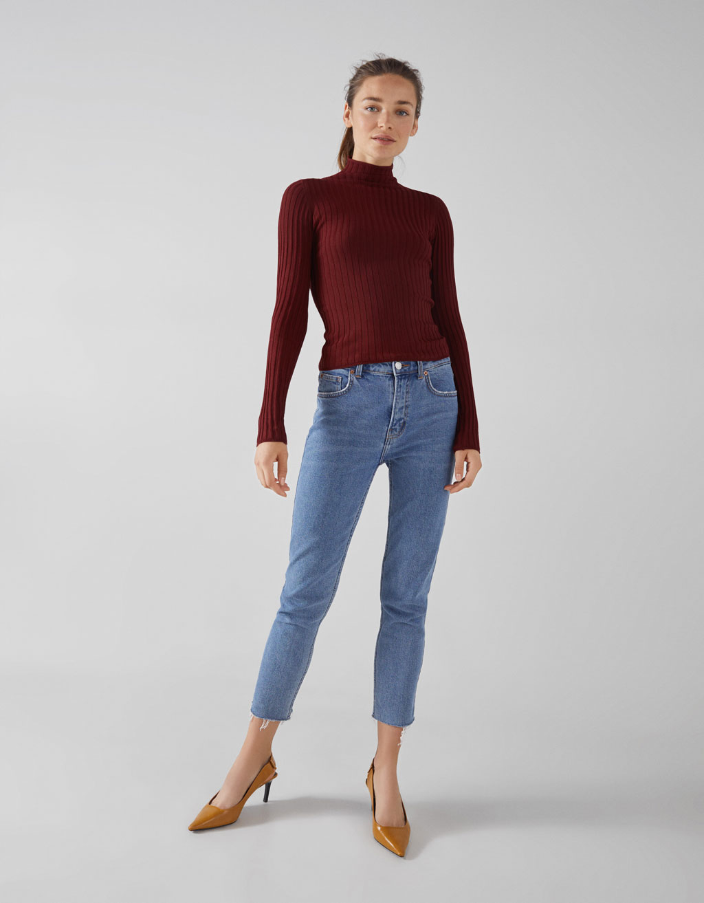 Straight cropped high waist jeans 