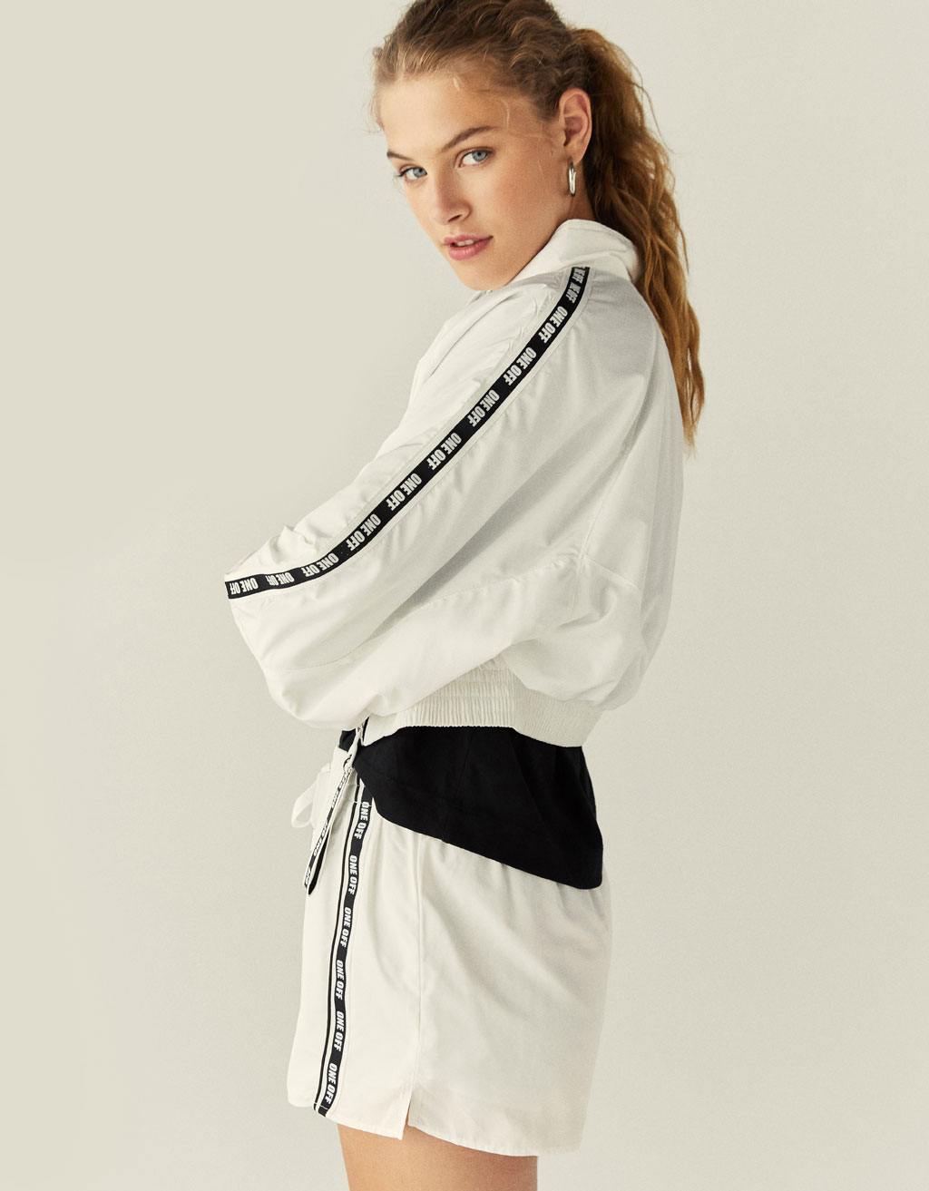 Cazadora cropped - New Fits - Bershka 