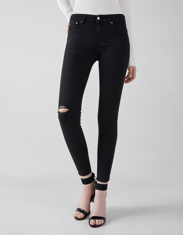 Cha alfiler ataque Jeans Push Up Low Rise - Jeans - Bershka España - Islas Canarias