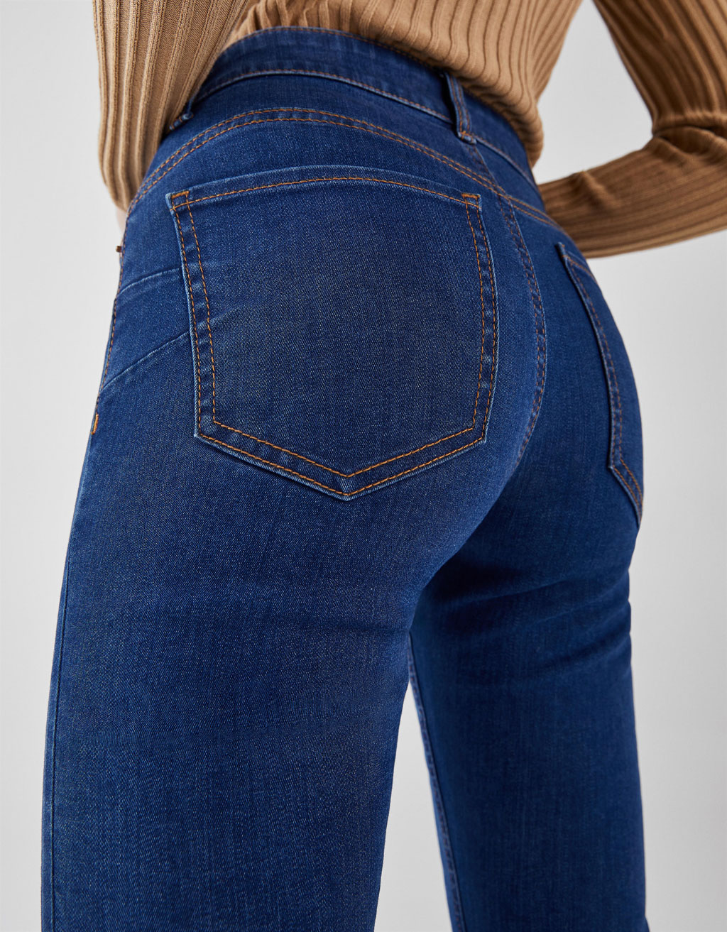 Low Rise Jeans - null - Bershka Albania