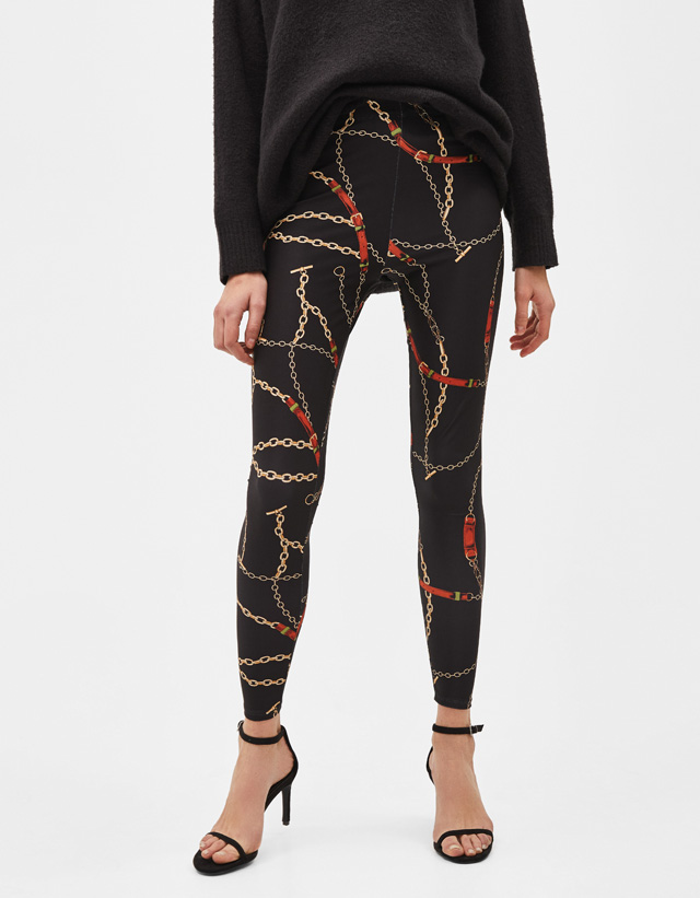 Pantalones Mujer | Bershka PantalóN Legging Felpa Negro - Bellavista