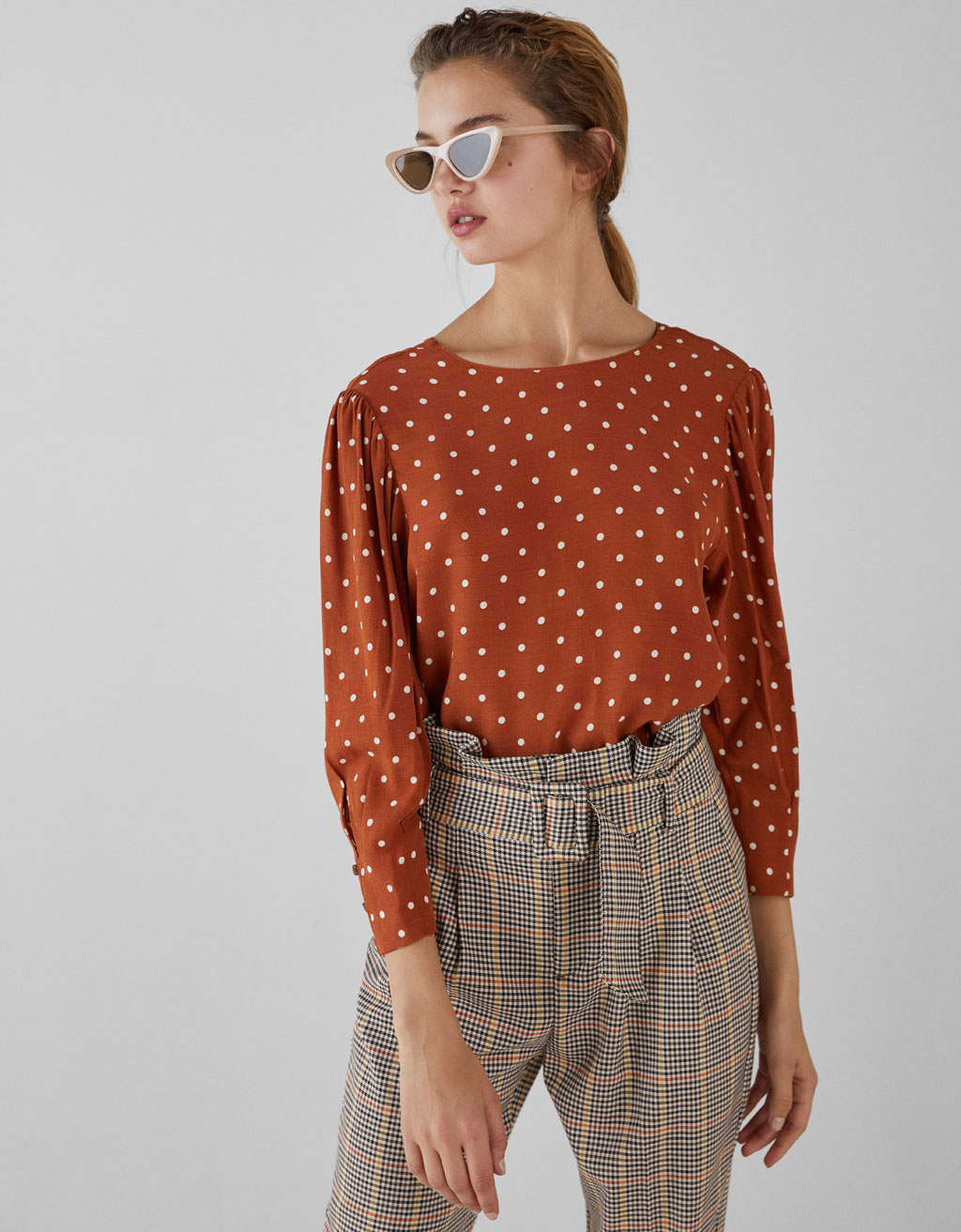 blusas en bershka