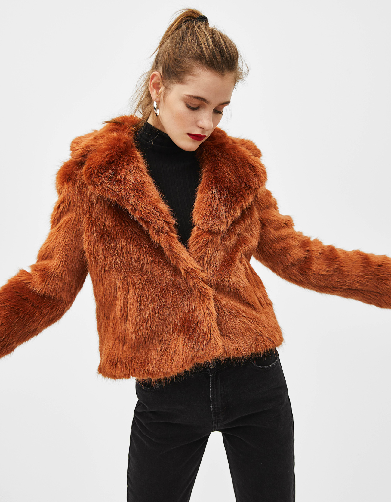 Short Fuzzy Coat With Lapel Collar Jackets Bershka Luxembourg