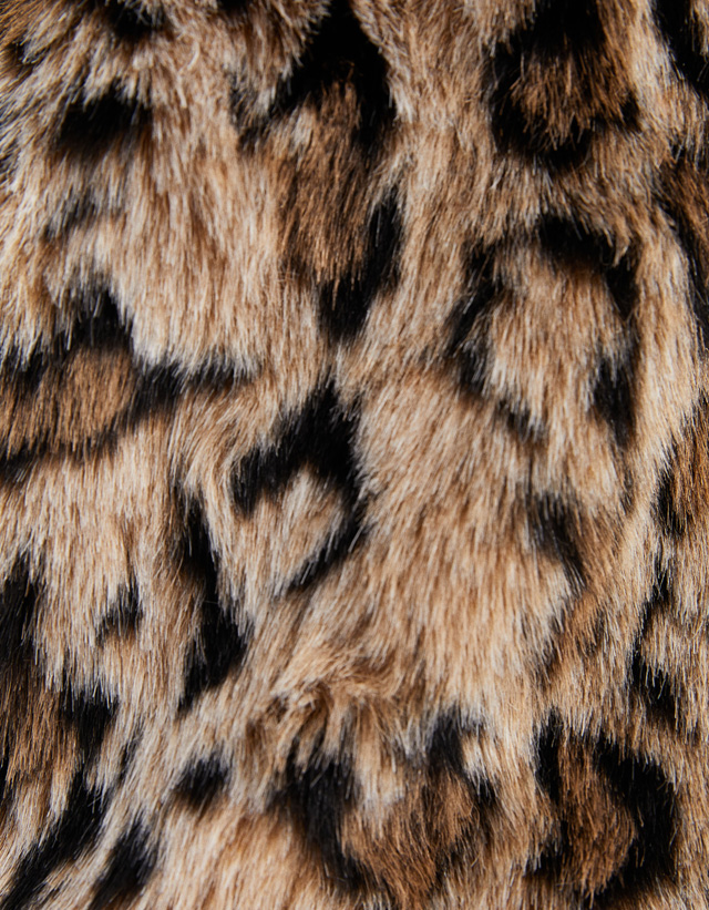 Jacke aus Kunstfell im Leopardenlook