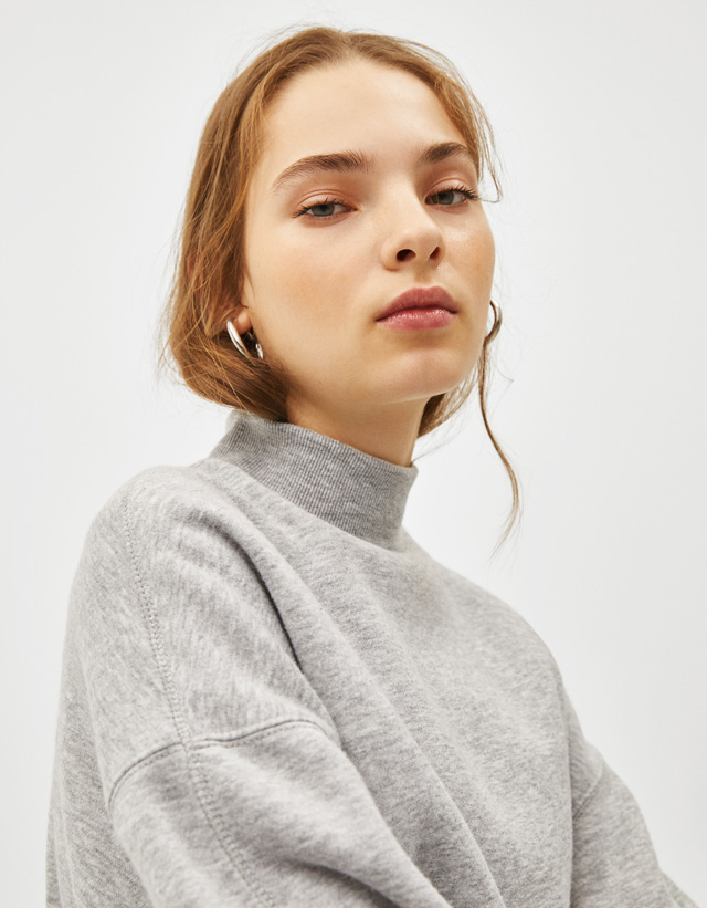 Sudadera cuello perkins - Zapatos - Bershka Nicaragua