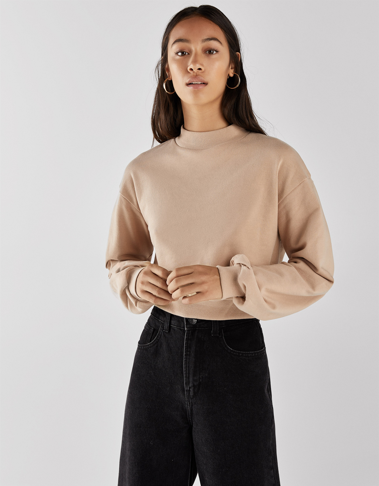 Cropped high neck sweatshirt 
