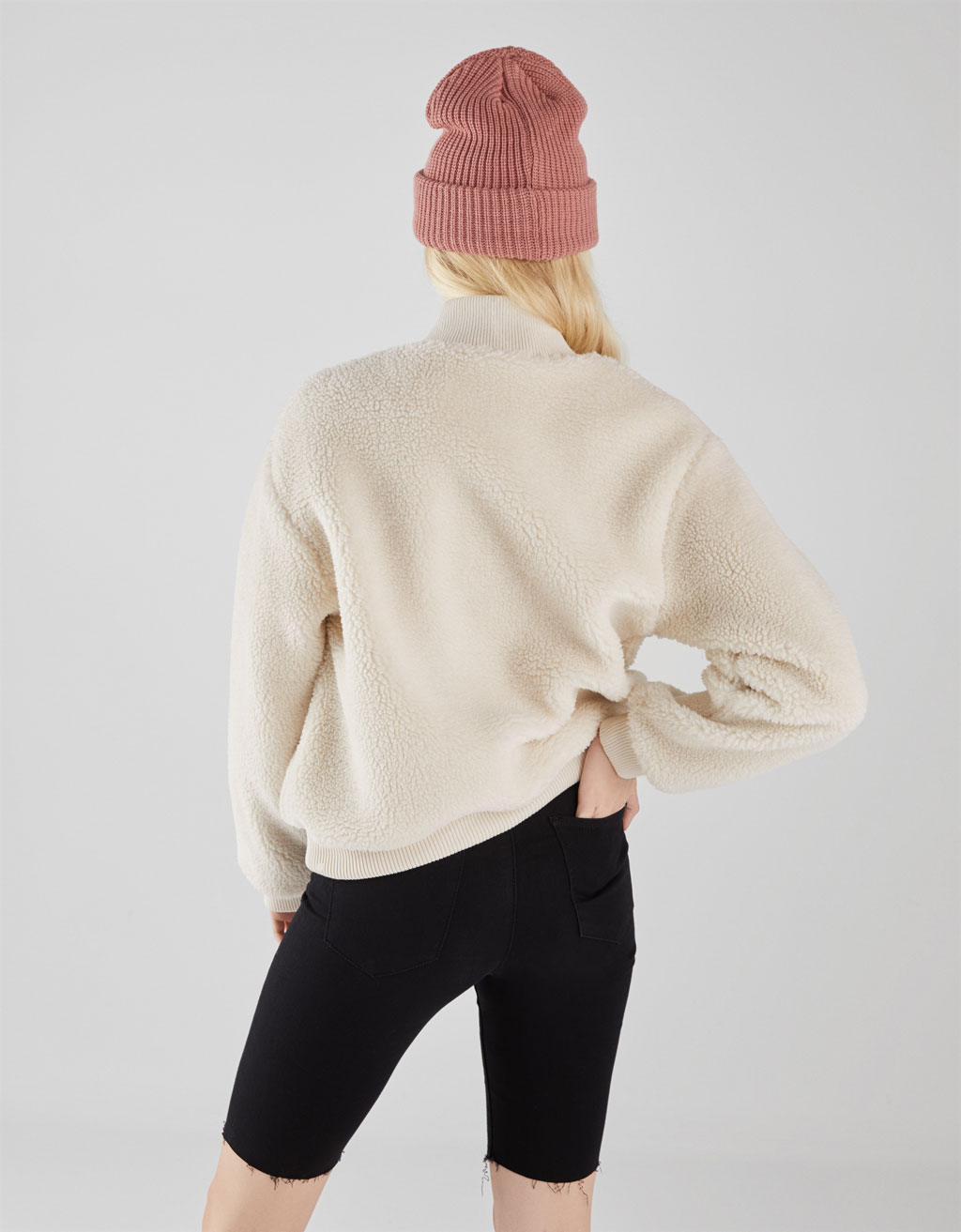 Bluza z haftem