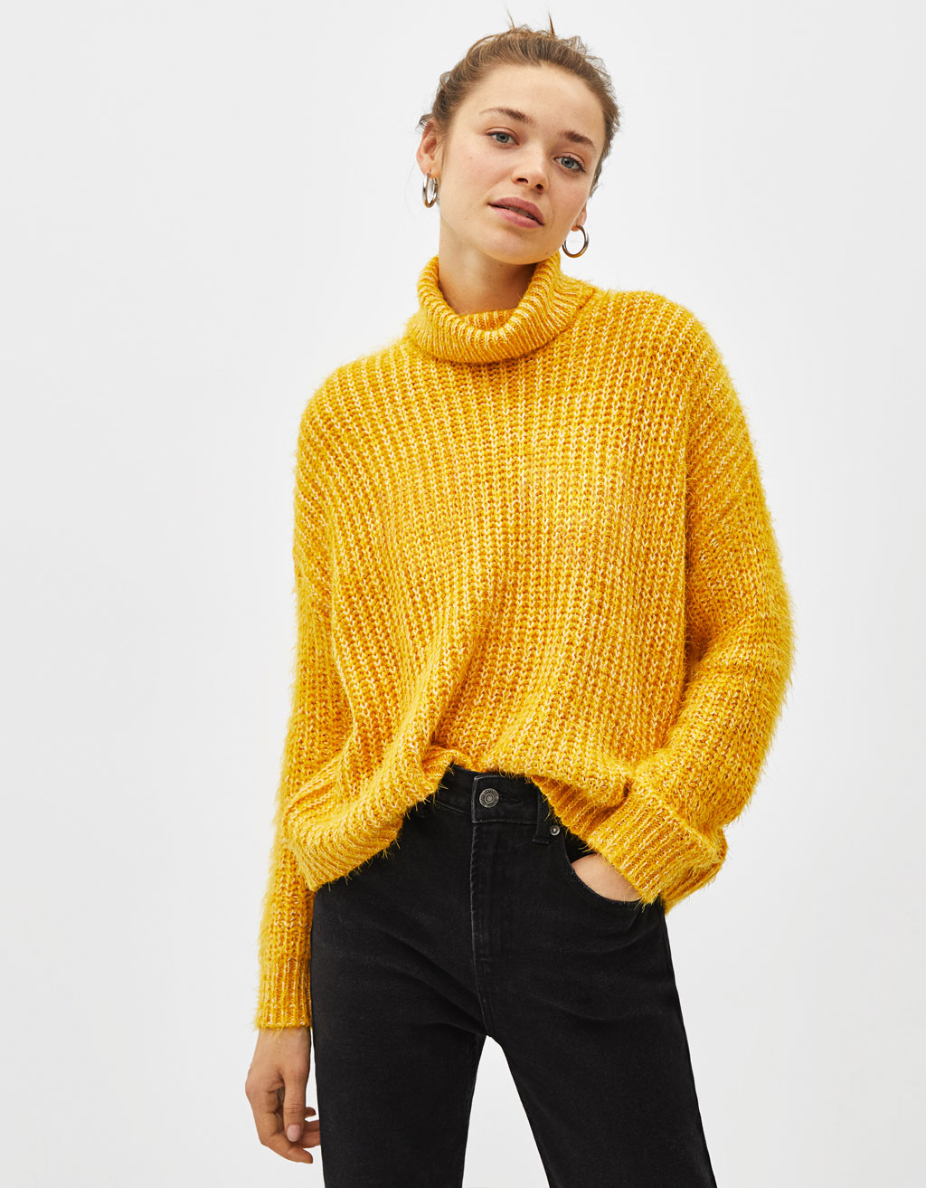 WÅochaty sweter z golfem
