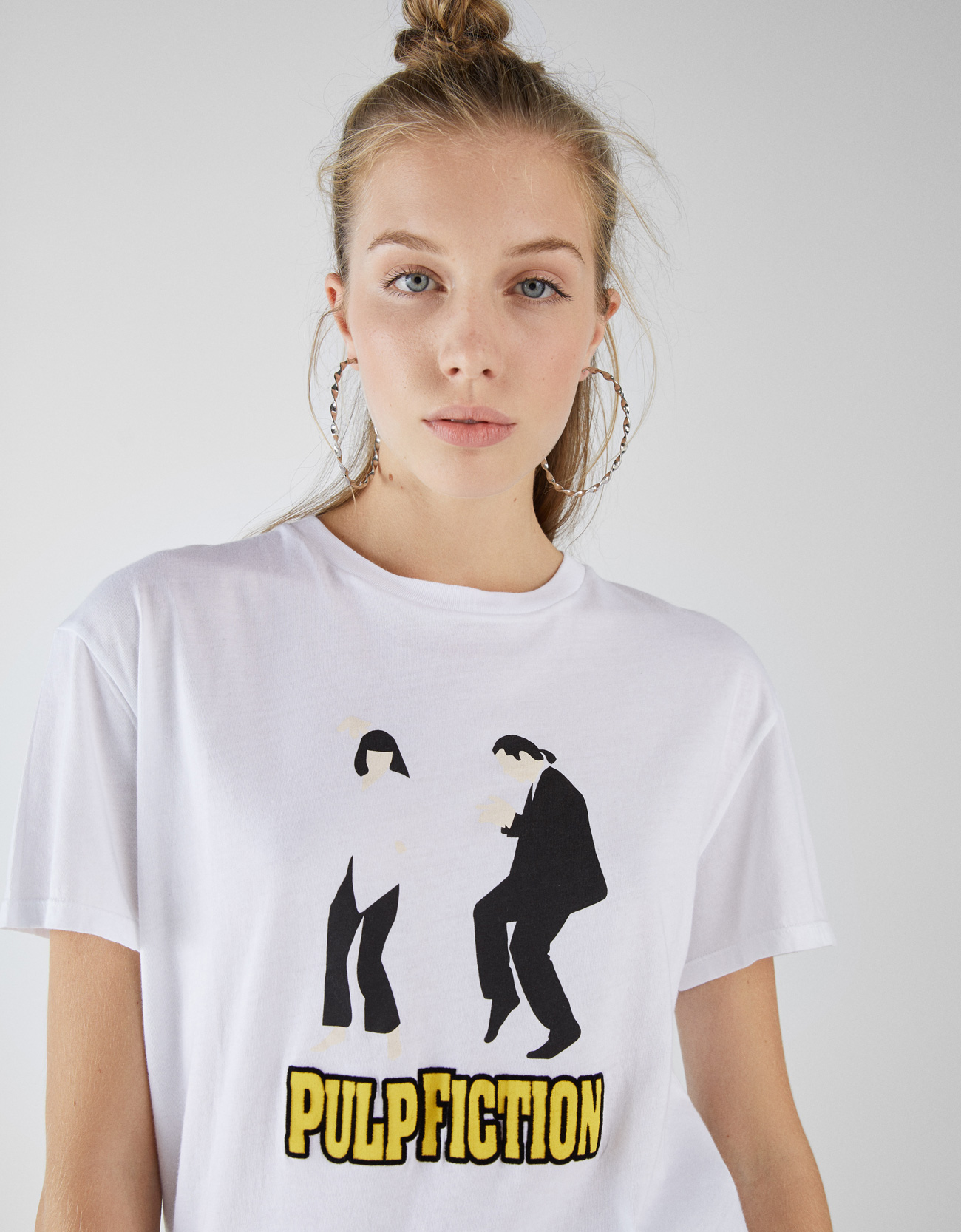 Camiseta pulp fiction bershka clearance