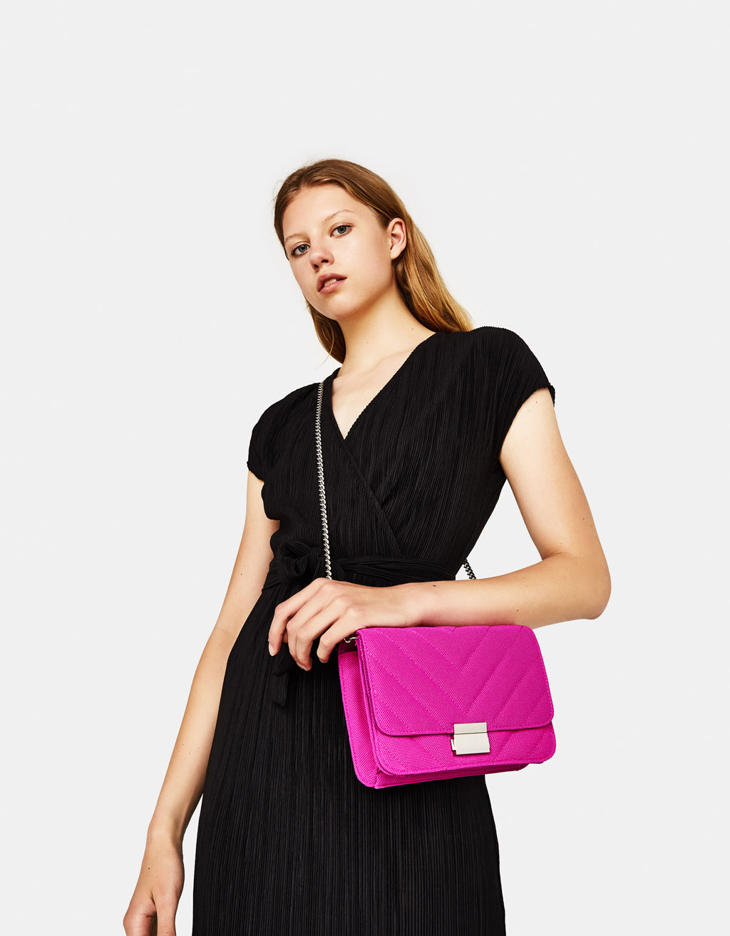 Texnikh Tsanta Zigk Zagk Tsantes Bershka Greece
