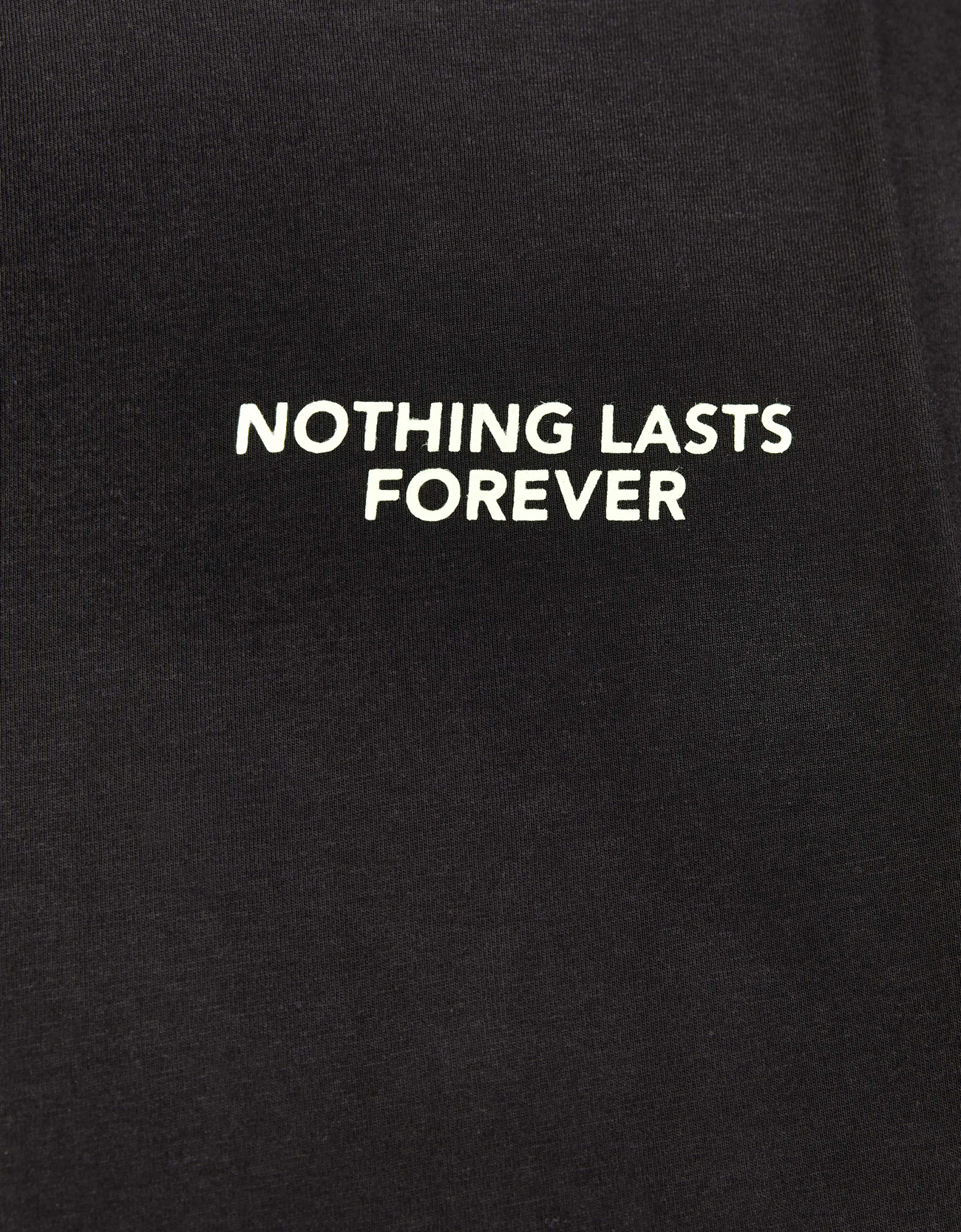You and i forever перевод. Бренд nothing. Forever nothing lasts Forever. Forever nothing lasts Forever обои. Надпись nothing.