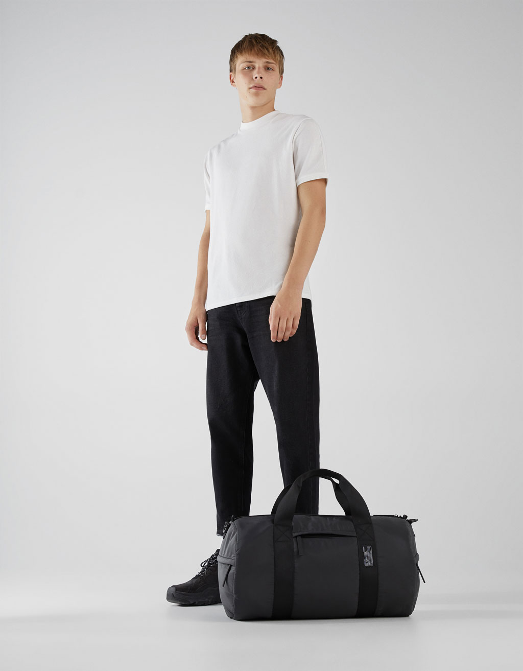 Seyahat Cantasi Triko Bershka Turkey