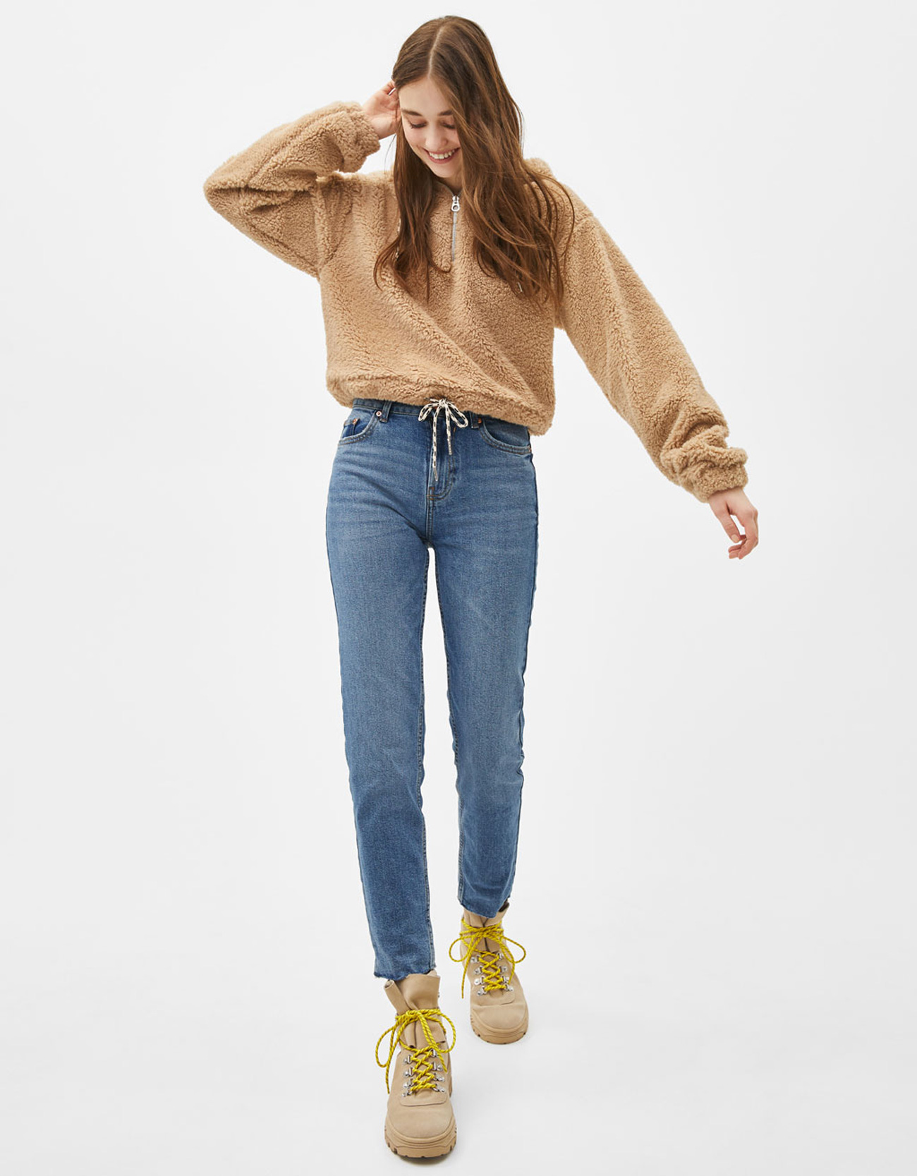 bershka pull on chelsea boots in beige with clear sole