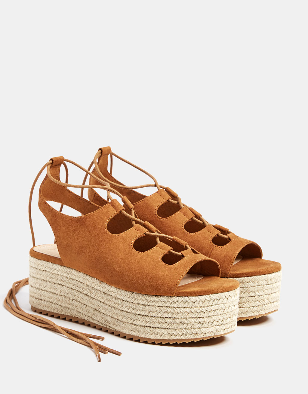 sandales compensées bershka