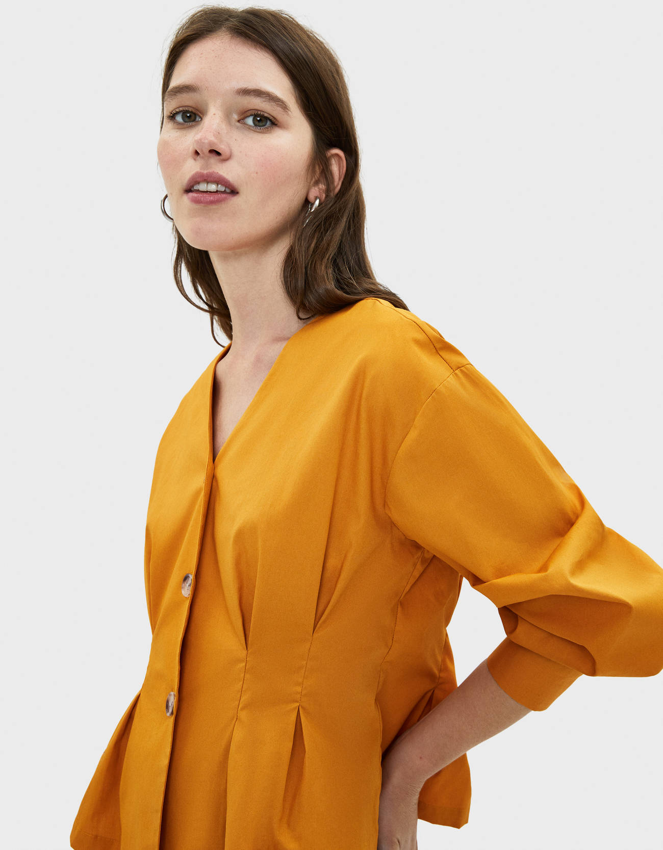 Bershka V yaka gömlek 4 Bershka V yaka gömlek 5