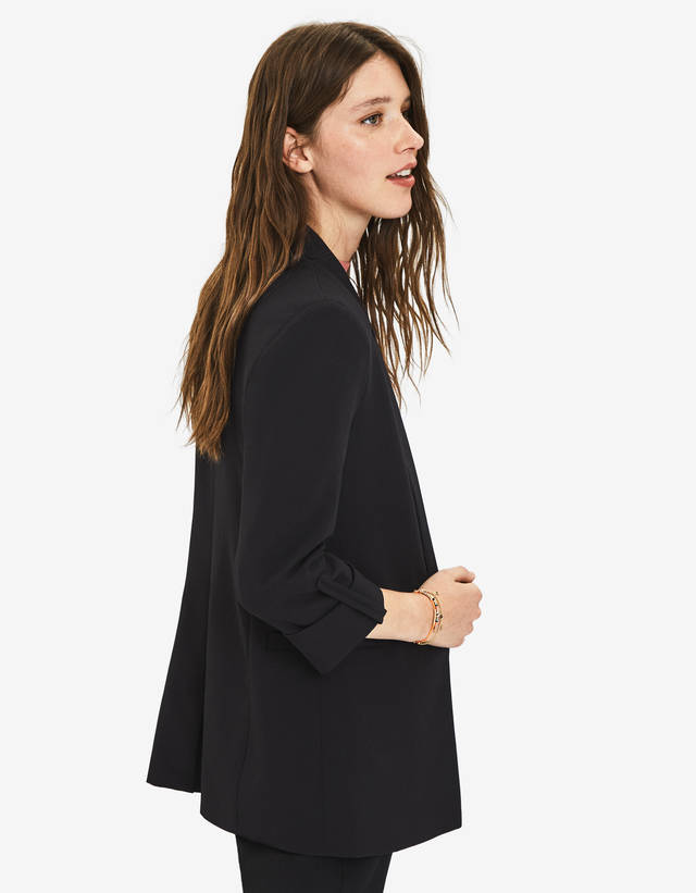 https://static.bershka.net/4/photos2/2019/I/0/1/p/1156/168/800/1156168800_1_1_4.jpg?t=1564506262702