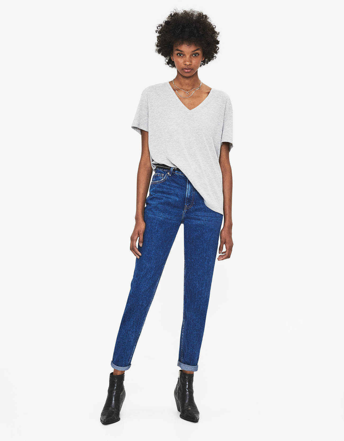 Bershka V yaka t-shirt 4 Bershka V yaka t-shirt 5