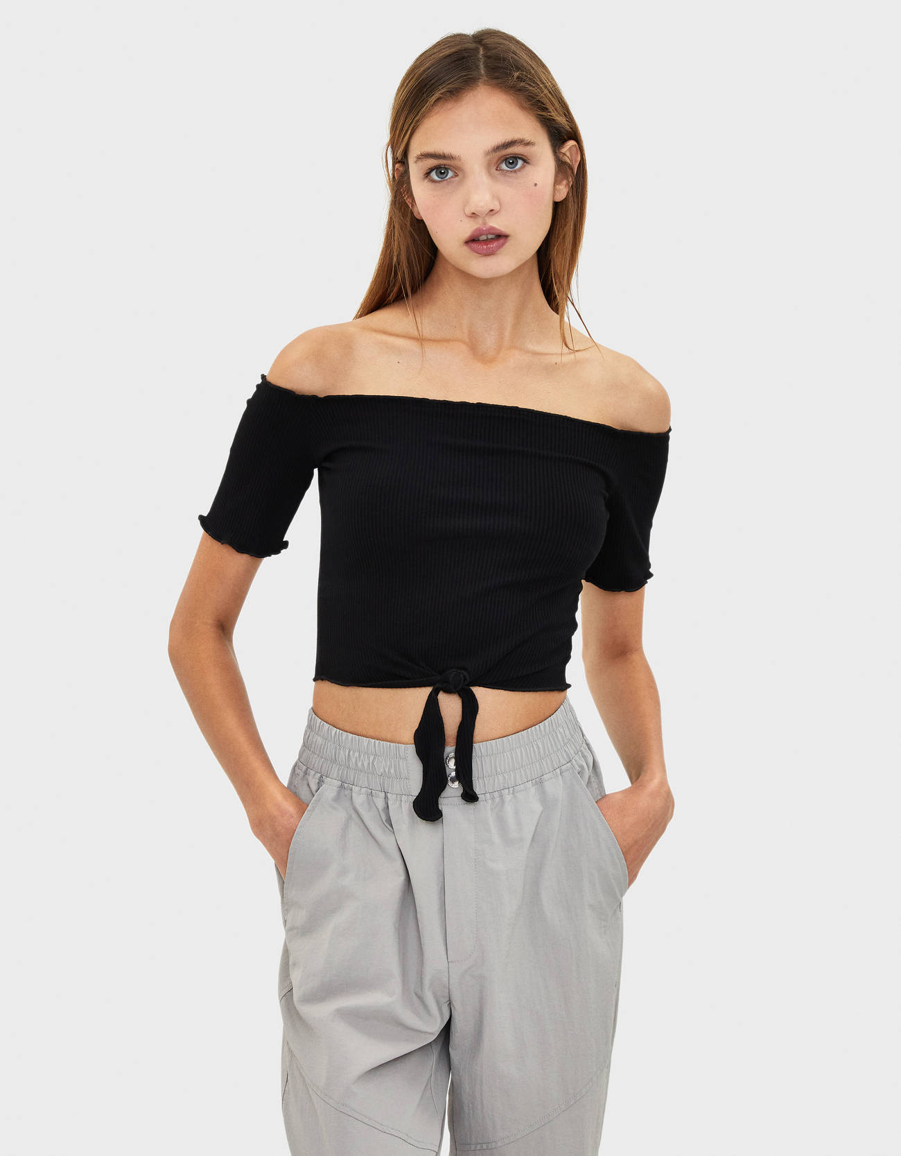 maglia spalle scoperte bershka