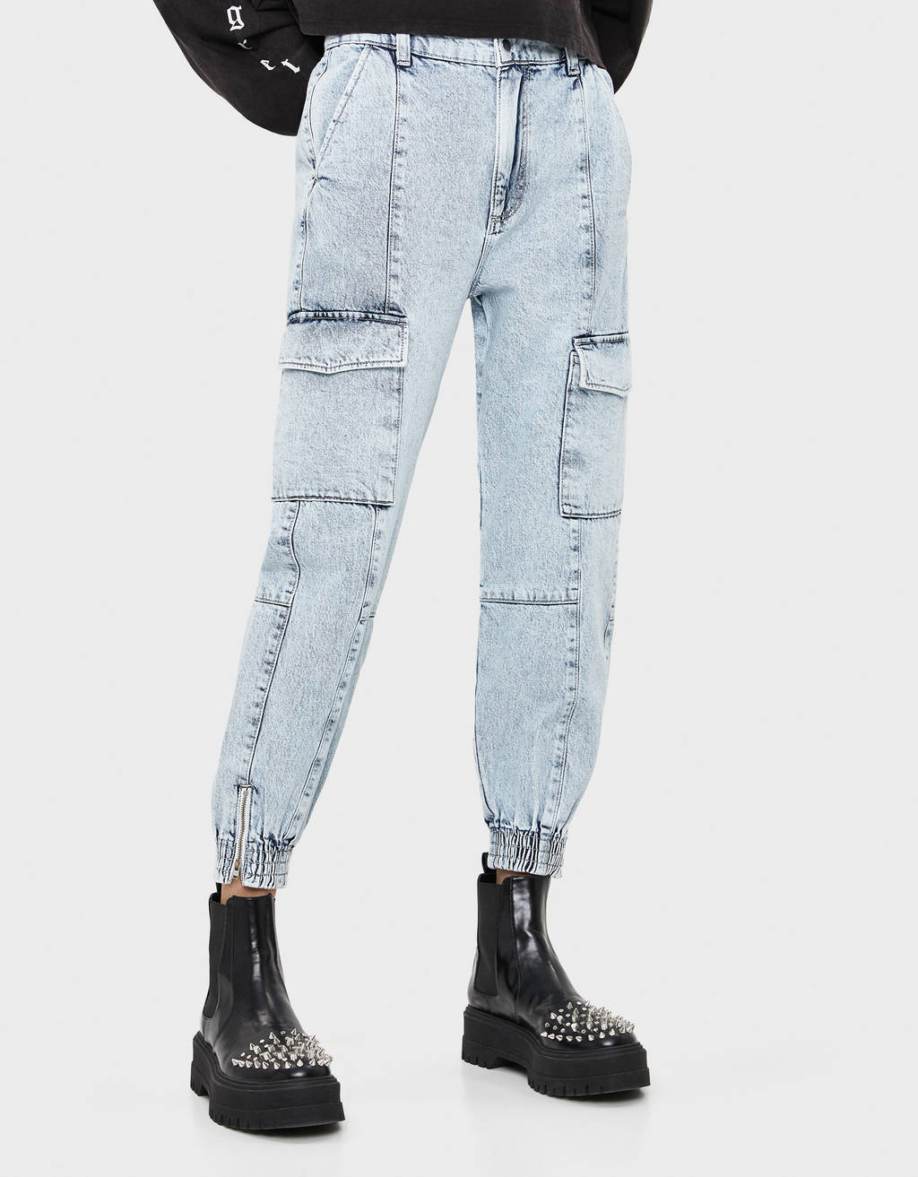 cargo joggers bershka