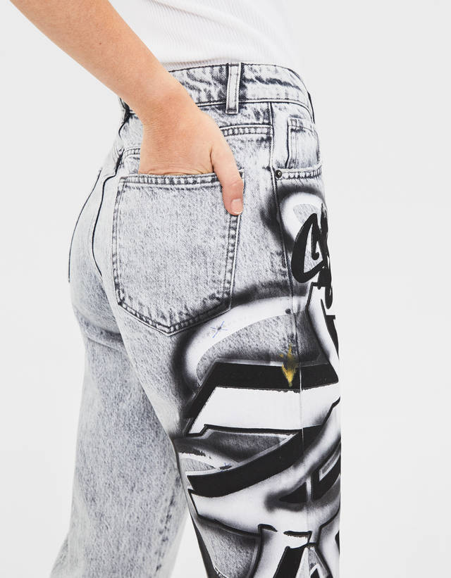 Graffiti mom jeans - Jeans - Bershka 