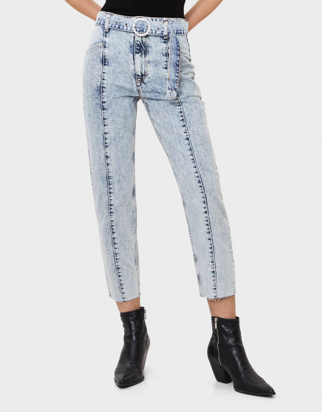 mom jeans slim fit bershka