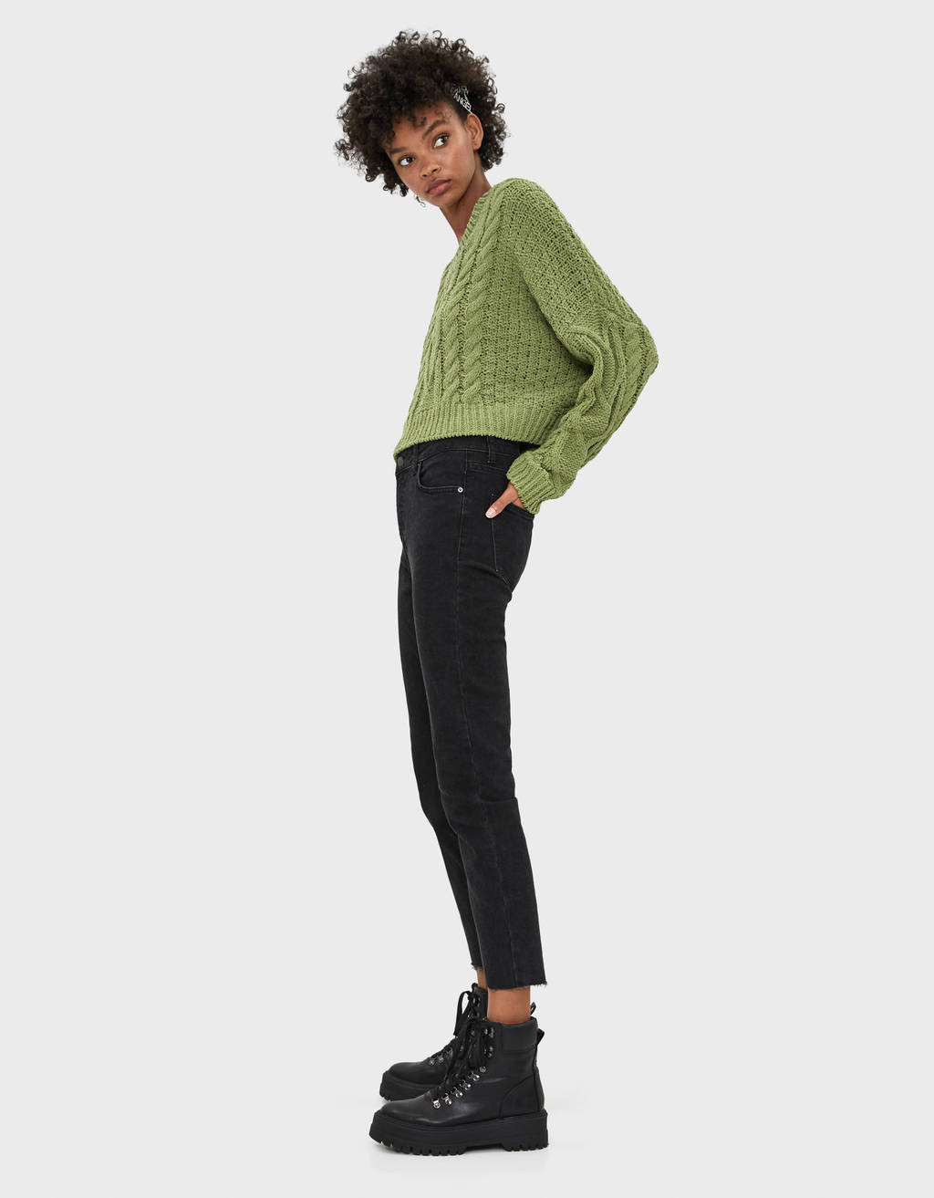 straight cropped jeans bershka