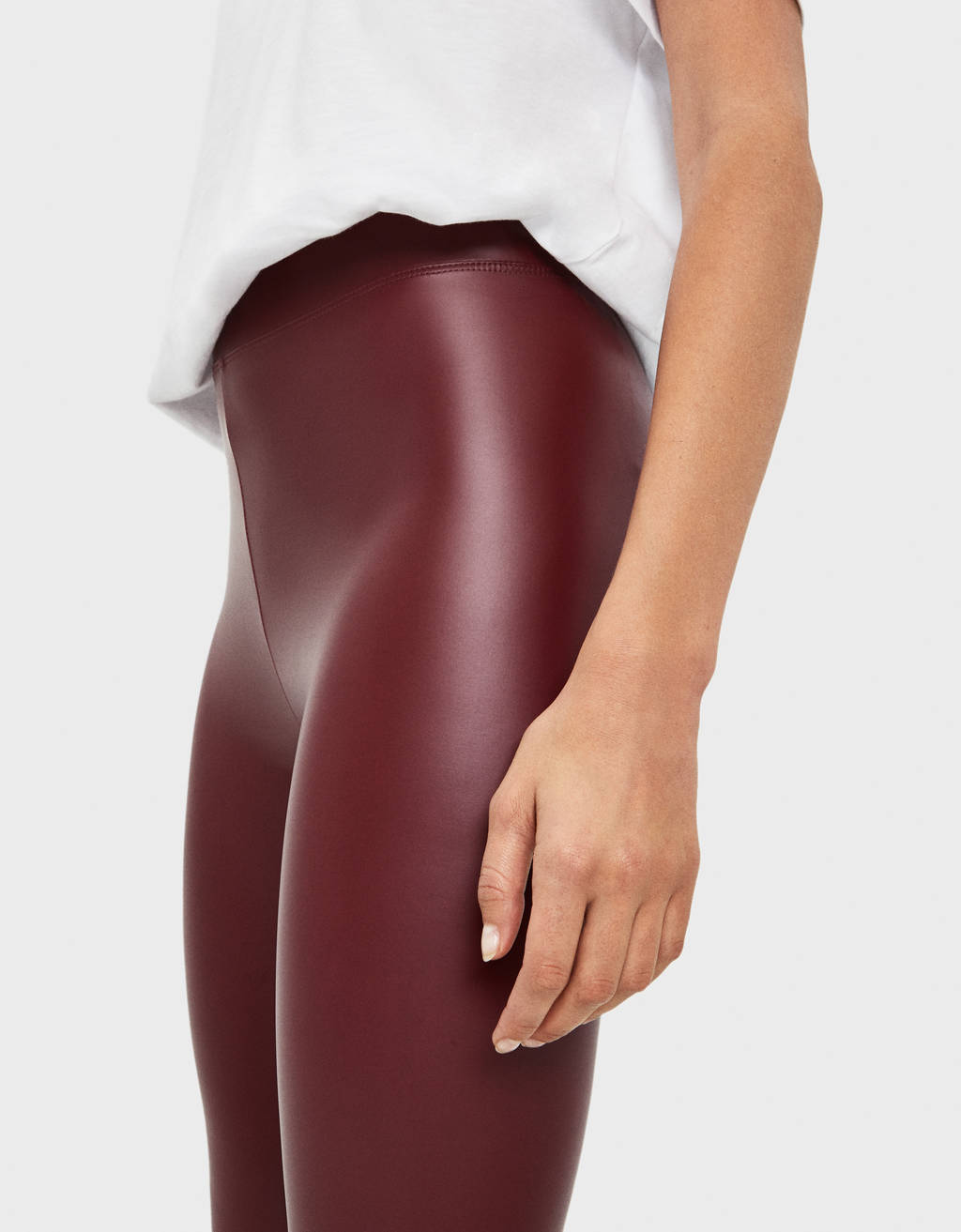 Faux leather leggings - Woman
