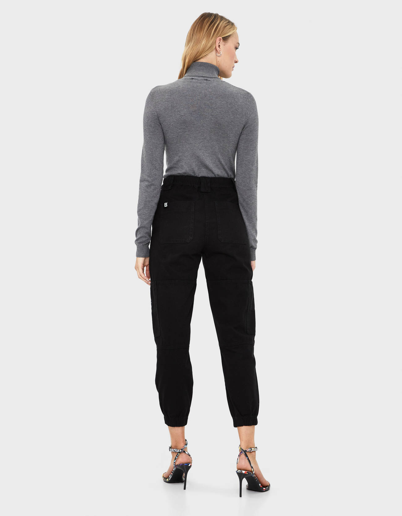 Bershka Tokalı jogging fit pantolon 6 Bershka Tokalı jogging fit pantolon 7