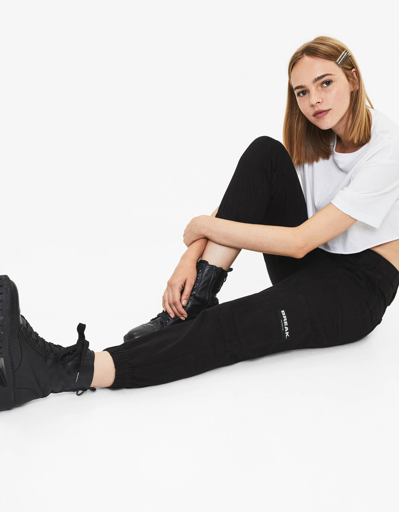 Bershka Tokalı jogging fit pantolon 10 Bershka Tokalı jogging fit pantolon 11