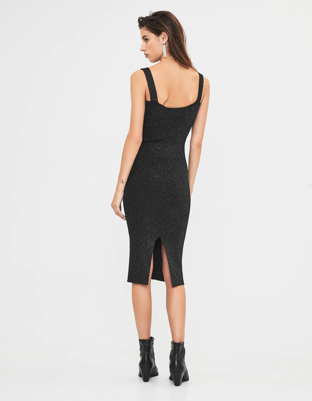 Bershka Metalik iplikli elbise 0 Bershka Metalik iplikli elbise 1