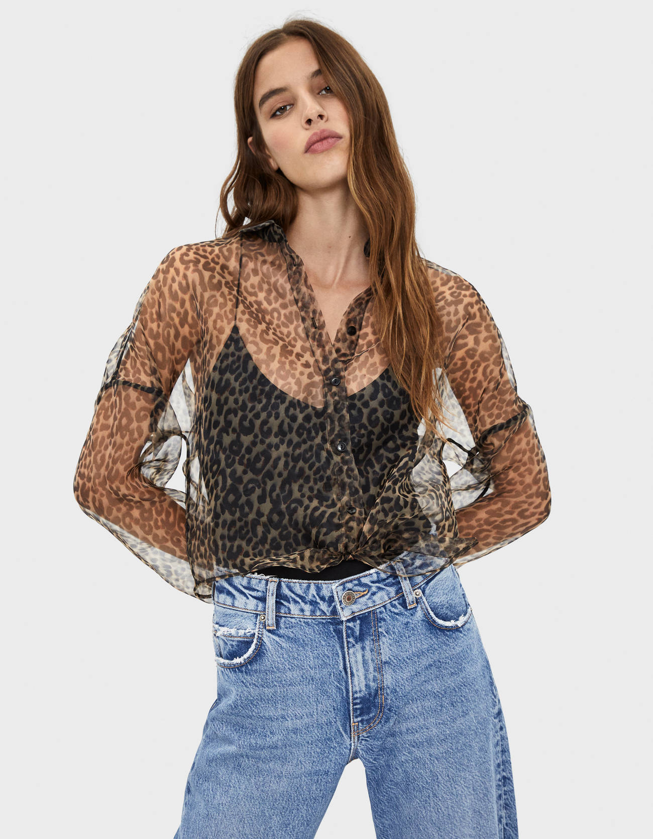 camisa leopardo hombre bershka