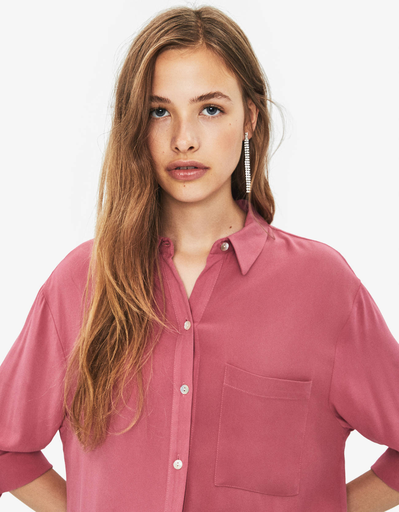 Bershka Kıvrık kollu gömlek 0 Bershka Kıvrık kollu gömlek 1