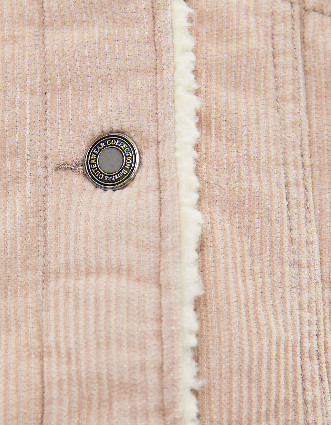 Куртка из вельвета с отделкой из искусственной овчины Розовый Bershka