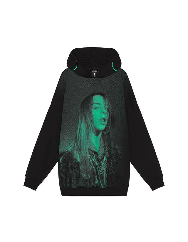 Billie Eilish X Bershka Pulover Null Bershka Slovenia
